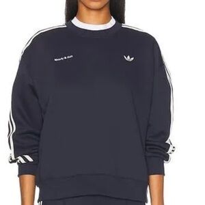 Sporty & Rich Women's Navy Sweatshirt